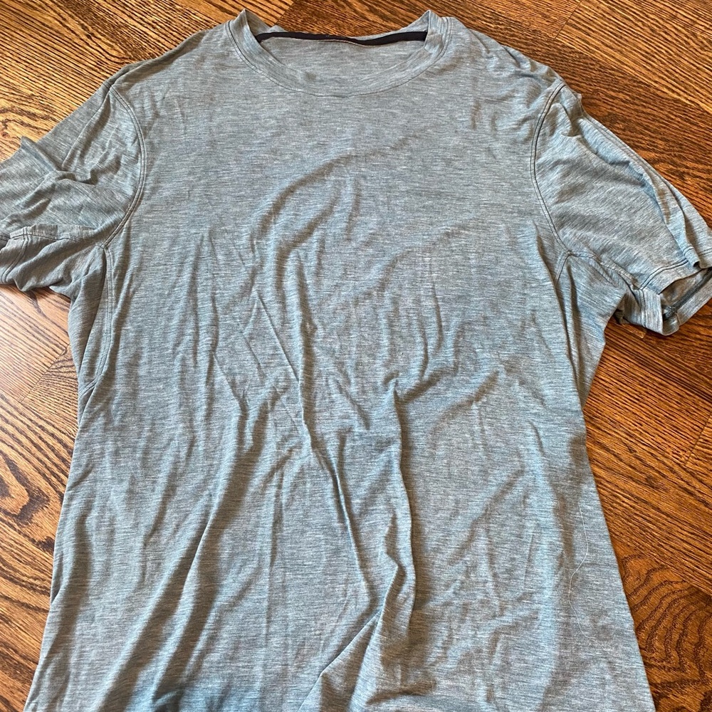 EUC Lululemon Somatic Aero short Sleeve